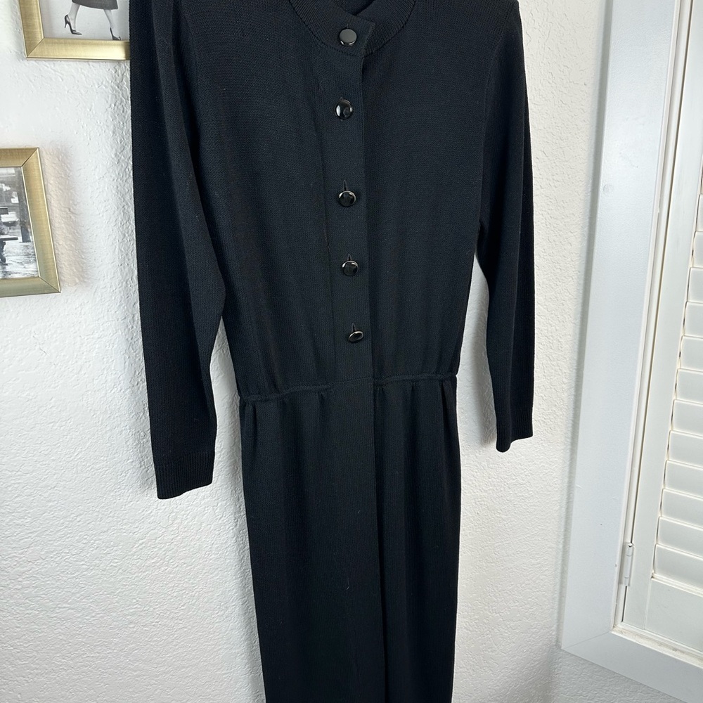 Elegant St. John Marine Gray Black Button-Up Long Sleeve Knit Dress